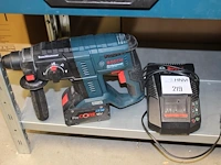 Bosch accuboorhamer type gbh 18v-21 met accu en lader - afbeelding 1 van  3