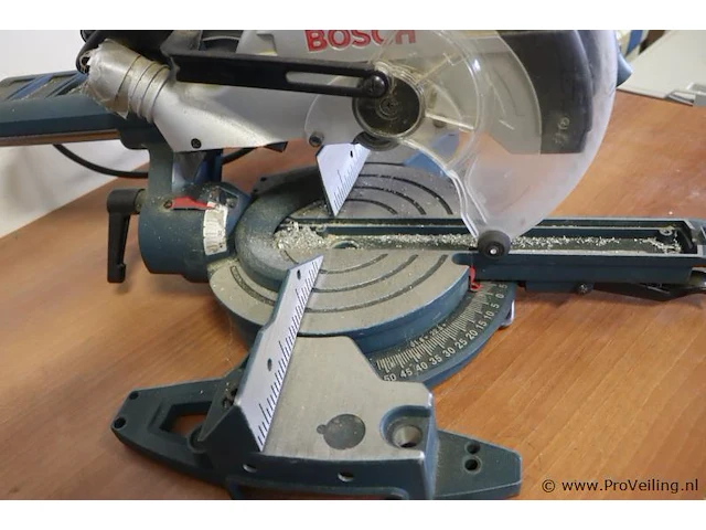 Bosch afkortzaagmachine type gcm8s - afbeelding 3 van  8