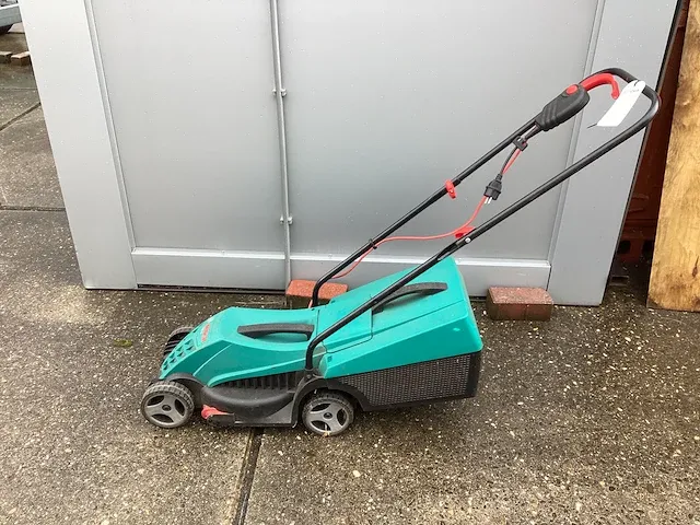 Bosch arm 32 grasmaaier - afbeelding 1 van  5
