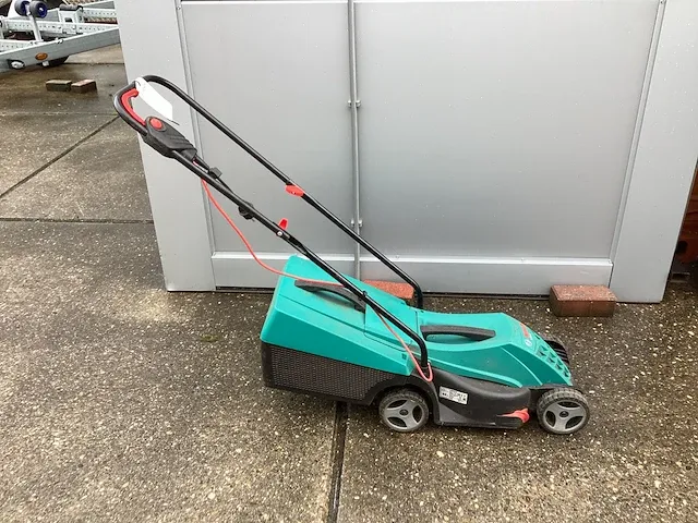 Bosch arm 32 grasmaaier - afbeelding 3 van  5