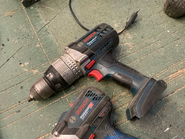 Bosch boormachine (2x) - afbeelding 3 van  5