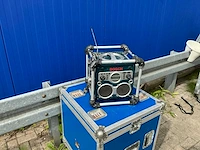 Bosch bouwradio / oplader radio & wekker - afbeelding 1 van  5
