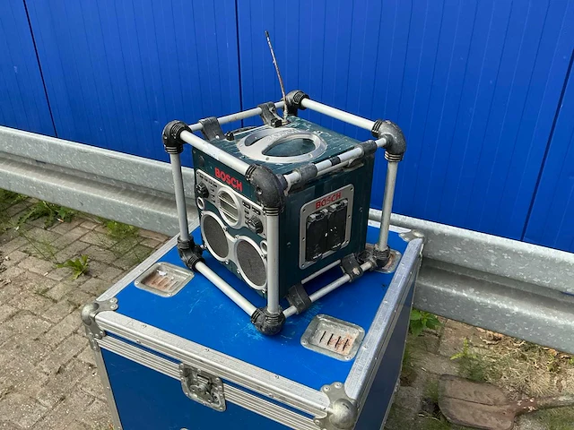 Bosch bouwradio / oplader radio & wekker - afbeelding 2 van  5