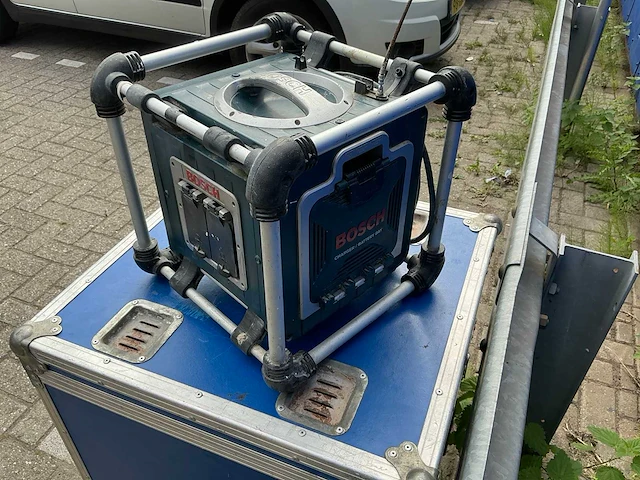 Bosch bouwradio / oplader radio & wekker - afbeelding 4 van  5