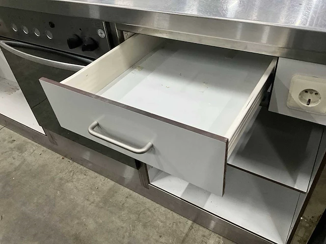 Bosch & etna a 7300 rvs kookeiland - afbeelding 5 van  13