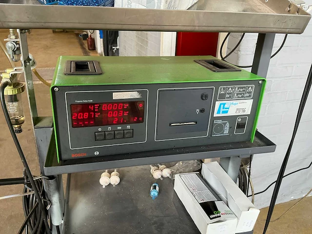 Bosch ett 008.55 viergastester - afbeelding 1 van  7