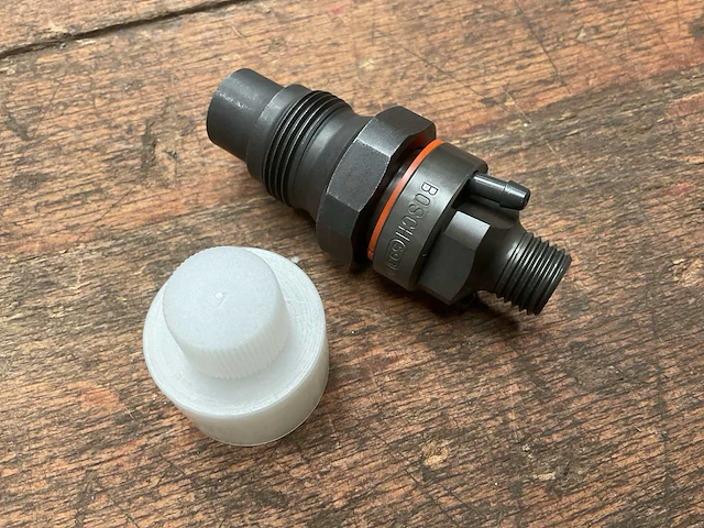 Bosch fuel injector assembly (3x) - afbeelding 3 van  5