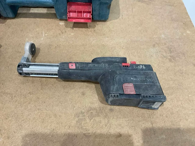 Bosch gbh 2-23 rea boormachine met afzuiger - afbeelding 5 van  6