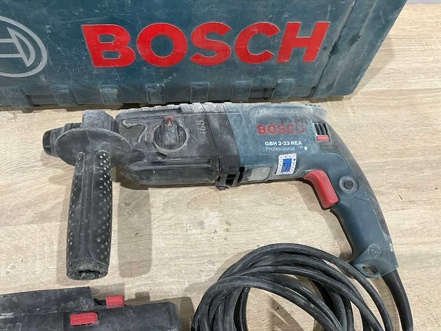 Bosch gbh 2-23 rea boormachine met afzuiging - afbeelding 5 van  7
