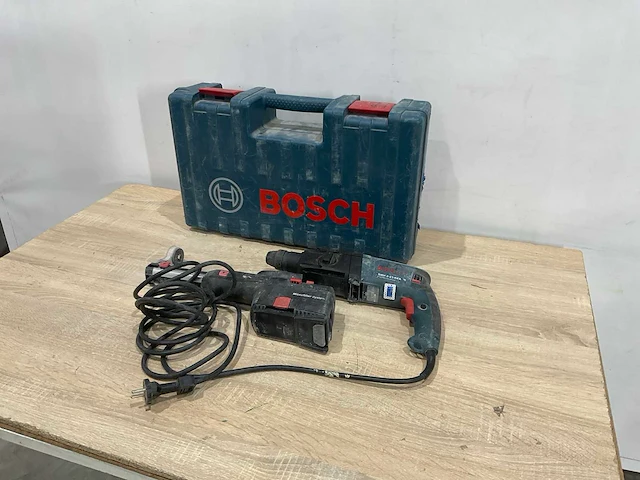 Bosch gbh 2-23 rea boormachine met afzuiging - afbeelding 1 van  7