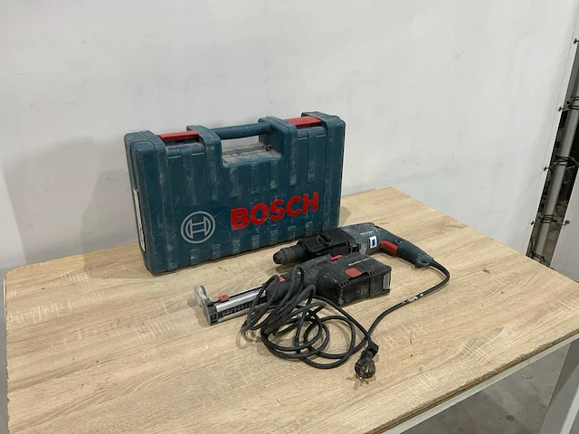 Bosch gbh 2-23 rea boormachine met afzuiging - afbeelding 2 van  7