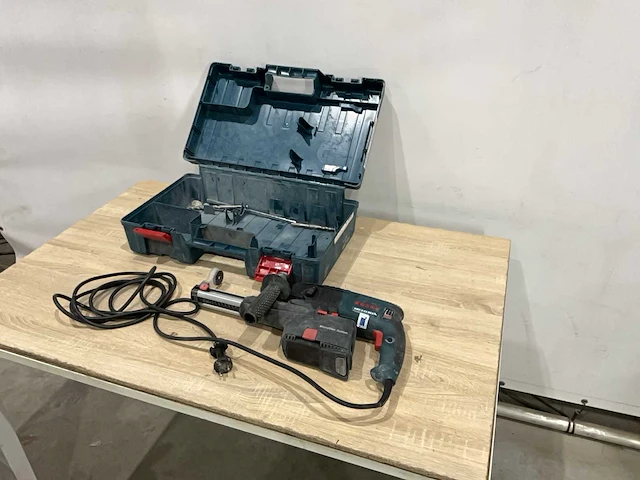 Bosch gbh 2-23 rea boormachine met afzuiging - afbeelding 1 van  5