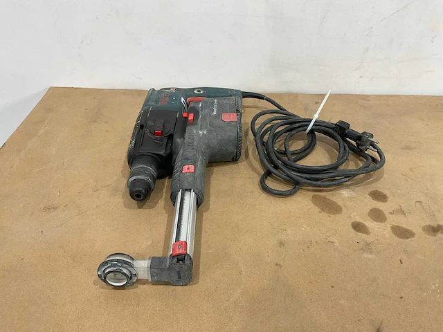 Bosch gbh 2-23rea boormachine met stofafzuiging - afbeelding 6 van  9