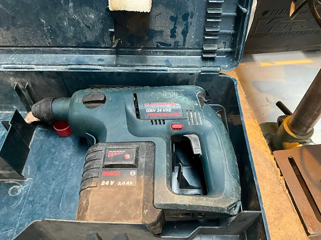 Bosch gbh 24 vre boormachine - afbeelding 1 van  3