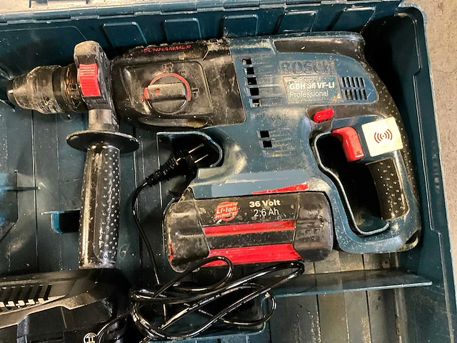 Bosch gbh 36 vf-li boormachine - afbeelding 2 van  3