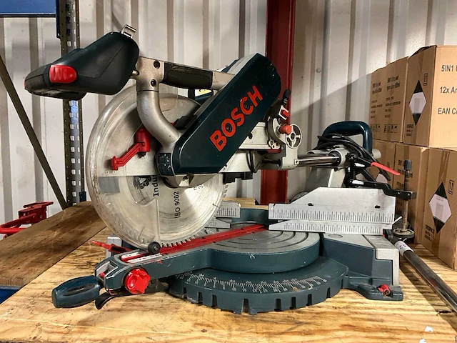 Bosch gcm 12 sd afkortzaag - afbeelding 1 van  5