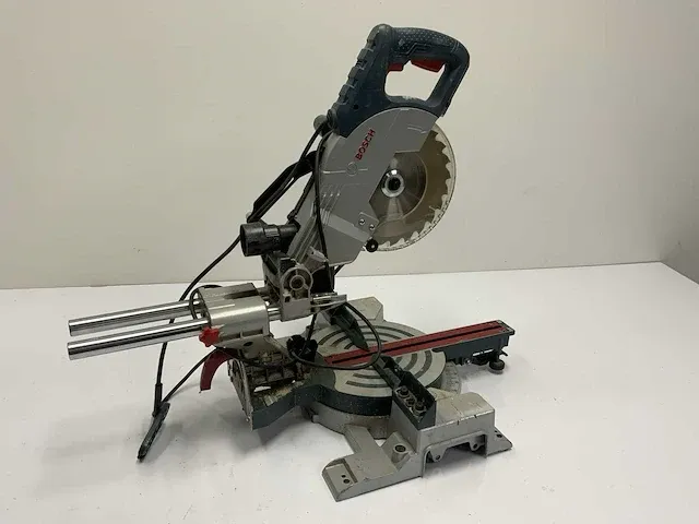 Bosch gcm 800 sj afkortzaag - afbeelding 1 van  6