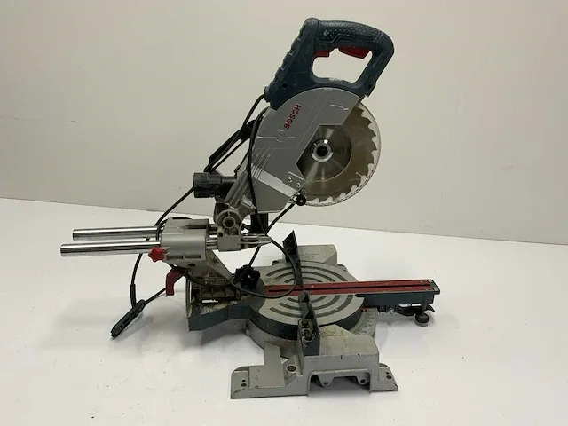 Bosch gcm 800 sj afkortzaag - afbeelding 2 van  6