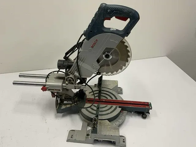 Bosch gcm 800 sj afkortzaag - afbeelding 5 van  6