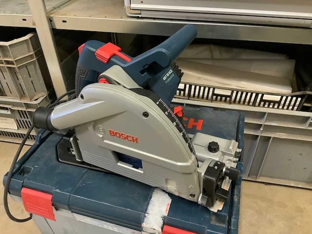 Bosch gkt 55 gce professional invalzaag - afbeelding 3 van  6