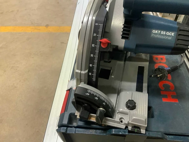 Bosch gkt 55 gce professional invalzaag - afbeelding 6 van  6