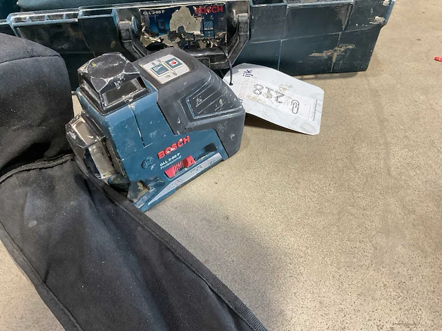 Bosch gll 3-80p kruislaser - afbeelding 2 van  5