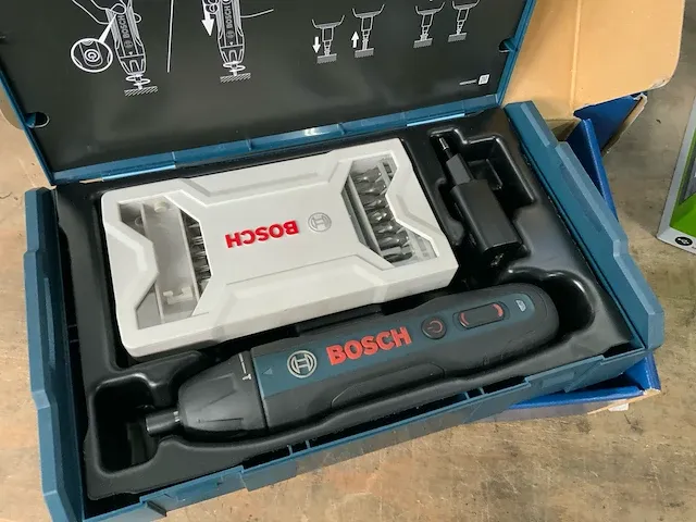Bosch go accu schroevendraaier (2x) - afbeelding 3 van  3