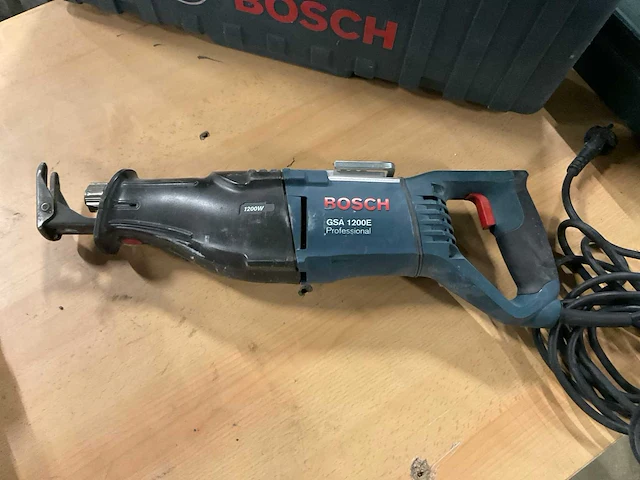 Bosch gsa 1200 e reciprozaag - afbeelding 3 van  4