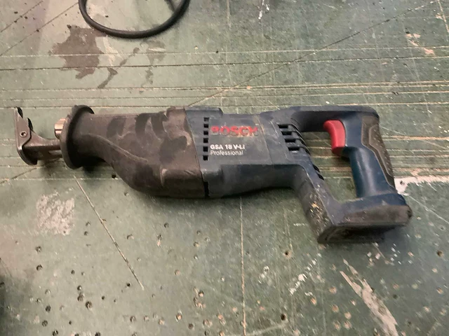 Bosch gsa 18v-li reciprozaag - afbeelding 2 van  6
