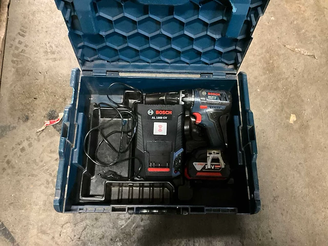 Bosch gsr 18v-li boormachine - afbeelding 1 van  3