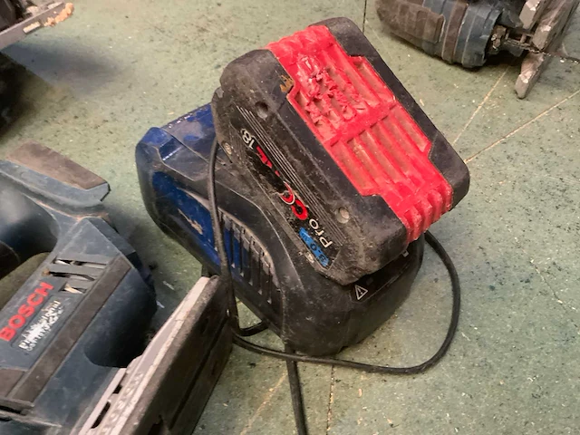 Bosch gst 18v decoupeerzaag - afbeelding 3 van  3