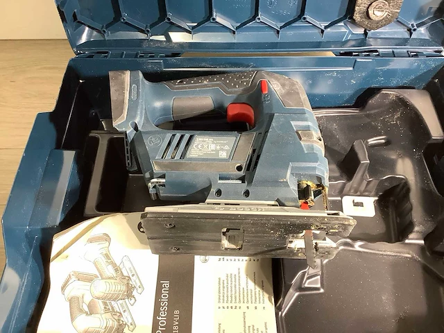 Bosch gst 18v decoupeerzaag - afbeelding 6 van  7