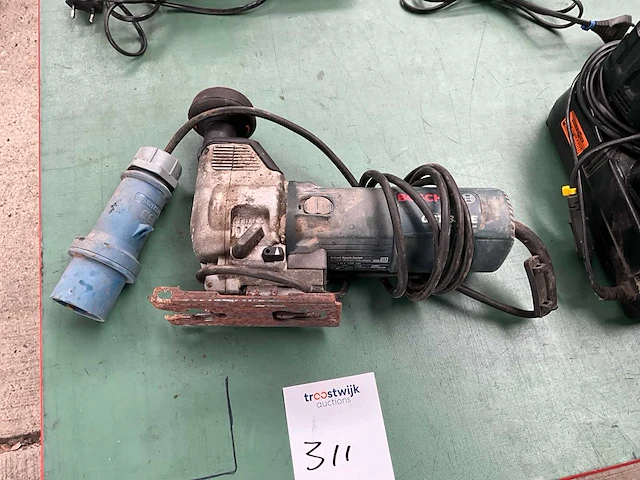 Bosch gst 85 pe decoupeerzaag - afbeelding 1 van  3