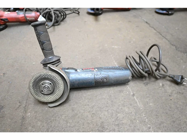 Bosch gws 17-125 haakse slijpmachine - afbeelding 2 van  3
