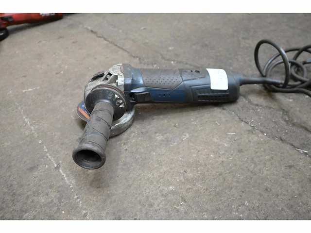 Bosch gws 17-125 haakse slijpmachine - afbeelding 1 van  2
