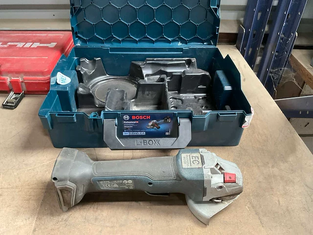 Bosch gws haakse slijpmachine - afbeelding 1 van  6