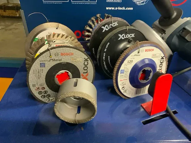 Bosch gwx 10-125 haakse slijpmachine - afbeelding 3 van  4