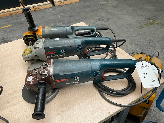 Bosch haakse slijpmachine (3x) - afbeelding 1 van  1