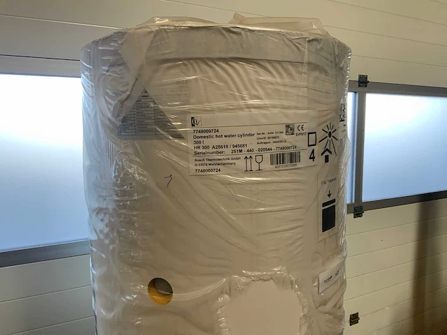 Bosch hr 300 warmtepomp boiler - afbeelding 9 van  9