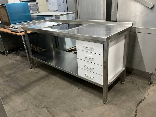 Bosch ht63t60 werktafel met kookplaat - afbeelding 1 van  10
