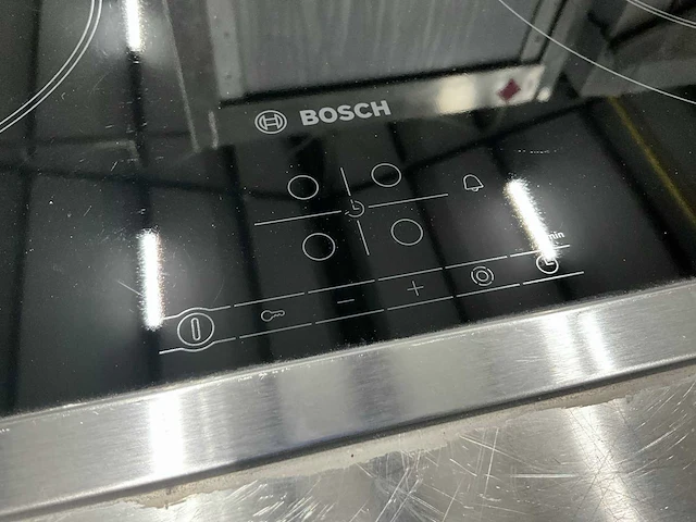 Bosch ht63t60 werktafel met kookplaat - afbeelding 5 van  10