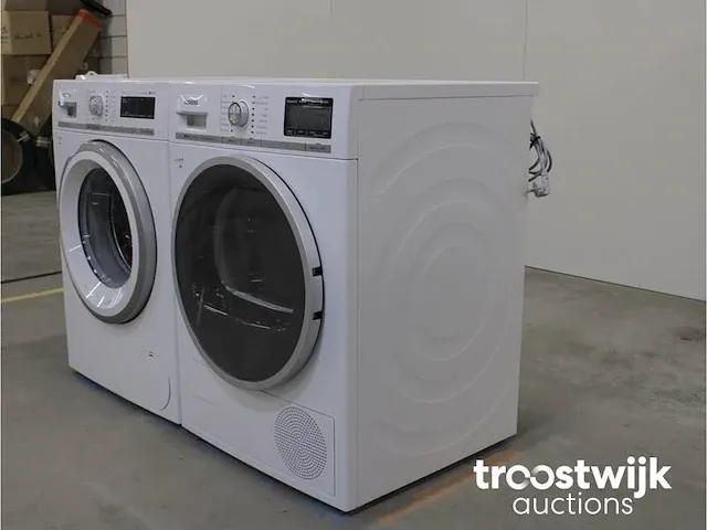 Bosch iq700 outdoorcollection extraklasse wasmachine & bosch iq800 isensoric selfcleaning condenser droger - afbeelding 7 van  8