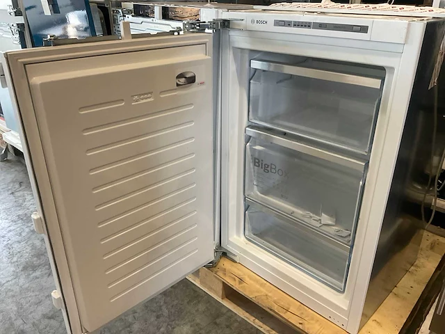 Bosch kg givv10a inbouw vriezer - afbeelding 1 van  3