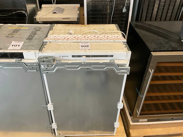 Bosch kg givv10a inbouw vriezer - afbeelding 3 van  3