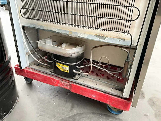 Bosch ksv4313 koelvriescombinatie - afbeelding 8 van  8