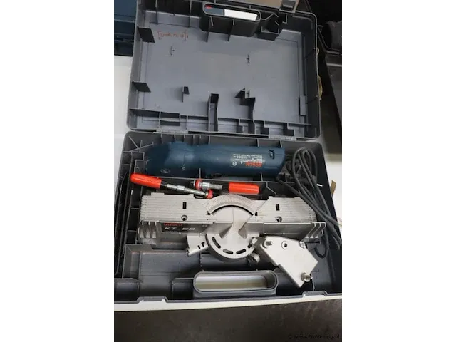 Bosch kt 60 verstekzaag in koffer - afbeelding 1 van  2