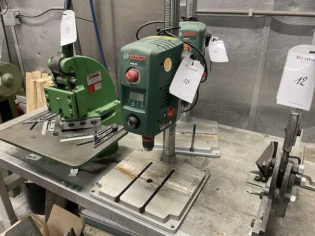 Bosch pbd 40 tafelboormachine - afbeelding 1 van  5