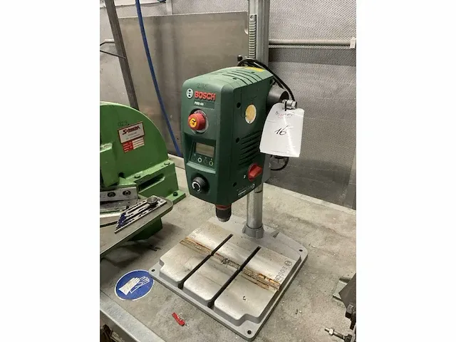 Bosch pbd 40 tafelboormachine - afbeelding 2 van  5