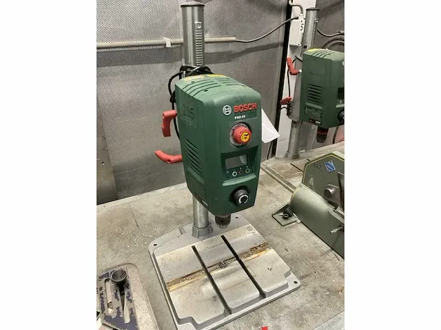 Bosch pbd 40 tafelboormachine - afbeelding 3 van  5