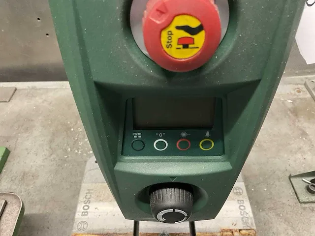 Bosch pbd 40 tafelboormachine - afbeelding 4 van  5